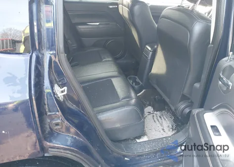 2016 Jeep Compass Latitude из США, поврежденный, VIN 1C4NJCEA2GD656063